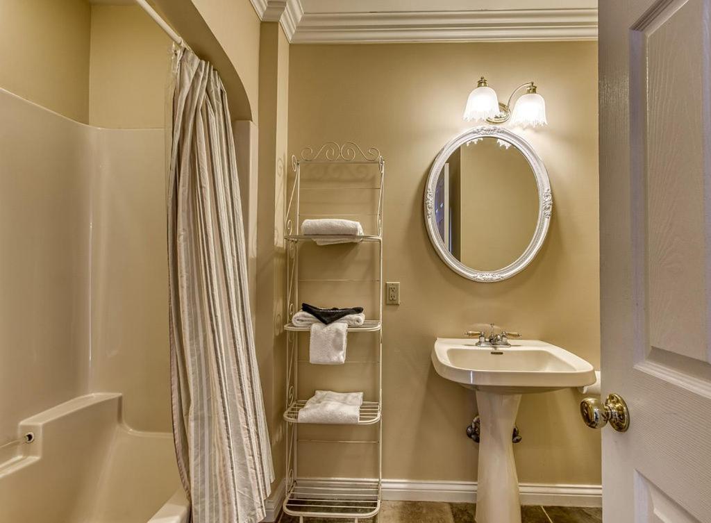 Ober Hideaway, Hot Tub, Wifi, 1089 Free Tickets Each Paid Day, Dollywood And More Gatlinburg Exteriér fotografie